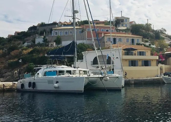 The Cove Assos
